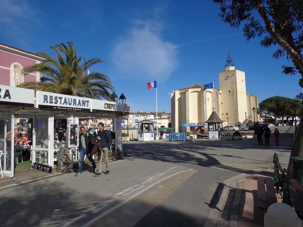 Apartment Port Grimaud Exterior photo